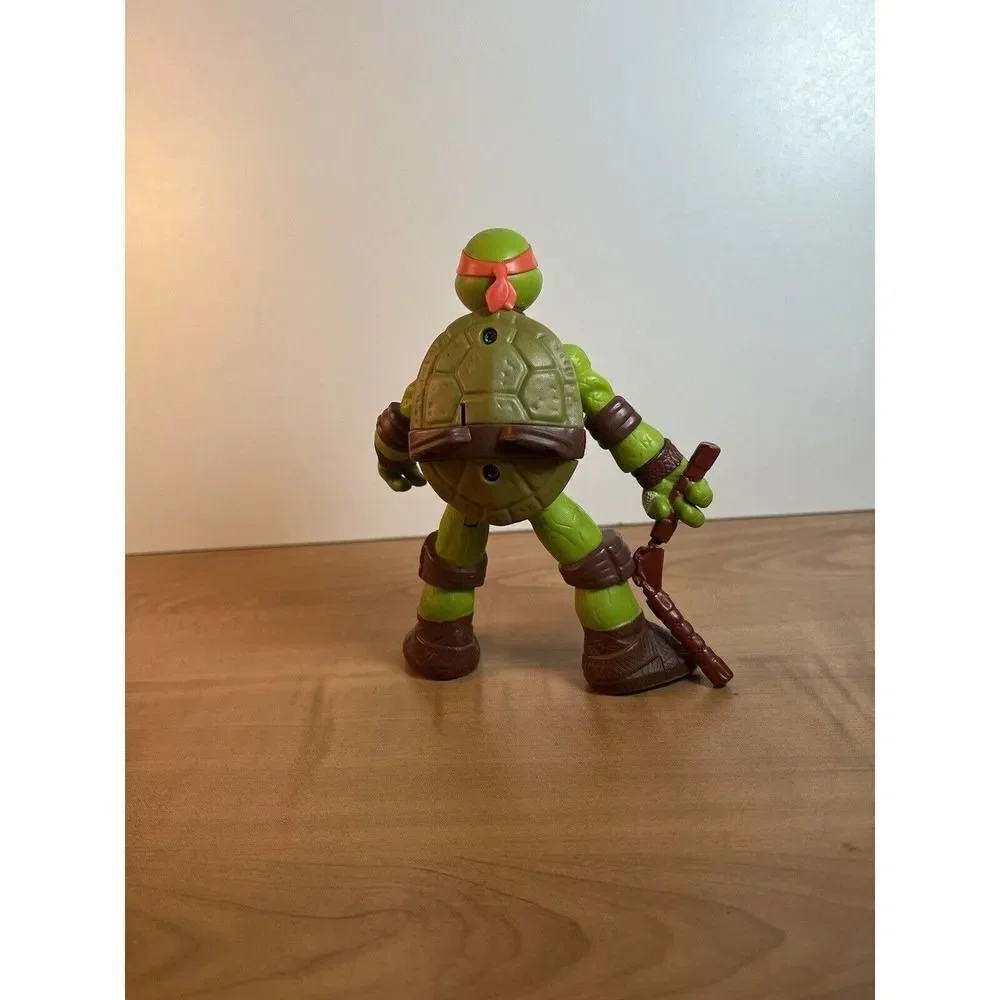 Michelangelo TMNT  Viacom Toy Figure